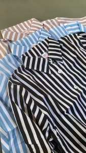 Kemeja Wanita Formal Motif Salur Garis Hitam Putih Bahan Katun Rayon
