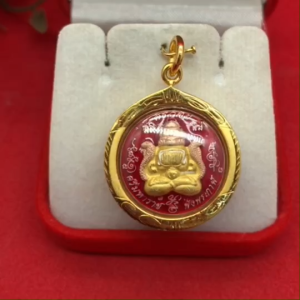 จี้ทองท้าวจุตคามรามเทพ ลงยา กรอบเลี่ยมทอง ขนาด 2.5 x 2.5 cm ความสำเร็จ โชคลาภ งานสวย ไมครอน จี้ห้อยคอ ใส่ได้ทุกโอกาส