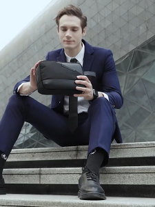 ARCTIC HUNTER K00691 Clutch Bag Pria Fashion Tas Handphone Pouch Multifungsi Waterproof