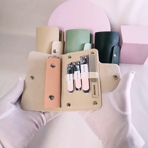 Bộ Bấm Móng Tay 10 Chi Tiết Kèm Bộ Lấy Ráy Tai Kèm Ví Da Tiện Lợi Làm Nail