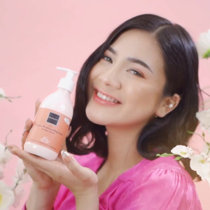 SCARLETT WHITENING Jolly Series Body Scrub || Body Lotion || Body Serum || Shower Scrub || Body Cream || Scarlett Jolly Original BPOM