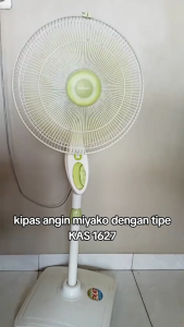 KIPAS ANGIN BERDIRI MIYAKO KAS 1627 KB Kipas Angin 2IN1 Bisa 2 Fungsi Berdiri Dan Duduk Ukuran 16 inch