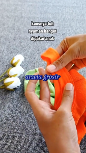 Set Kaos Anak Perempuan Warna-Warni & Karakter Stabilo