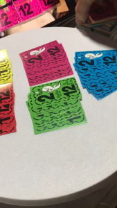 ชุด 2 ใบ 12 ล้าน 1000 ใบ ขายดีมาก ผีน้อย สีลอตเตอรี่โบติดสลากกินแบ่งรัฐบาล ใบปะหน้าสลากกินแบ่งรัฐบาล tag lottory