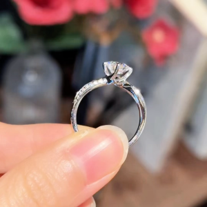 Lavin New York IGI Lab-Grown Diamond Spilt Shank Pave Engagement Ring in 750/18K White Gold - Tia