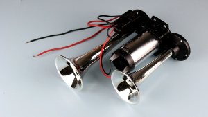Air horn with compressor 12v Double Horn Truck 12v-24v Noise Air Horn Train Truck Car Horn Kit Compressor 600db Horn