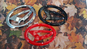 Logo Depan Daihatsu Xenia 2012 - 2015