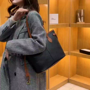 Tote bag wanita terbaru Tas jinjing wanita Tas buat kerja wanita dewasa Tas ke kantor mewah