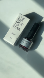Son dưỡng Venus LUX REDDROP LIP CURE Original 8ml dưỡng ẩm chống lão hóa tẩy tế bào chết phục hồi sức sống làm hồng đôi môi của Mỹ