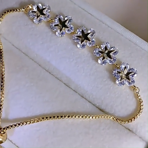 Korean Fashion Accessories: Stylish Women's Jewelry - Ivory Imitation Diamond Bracelet & Adjustable Flower Zircon Jewelry