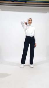 Celana wanita Jeans Kulot Wanita Highwaist Slim Fit Pinggang Tinggi Warna Solid 2026
