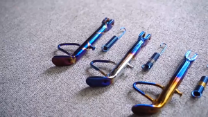 Panduan Membeli Standar Samping Motor Twotone Ring 14 Blue XXX Titanium CNC Panjang 20cm