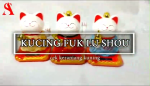 Pajangan Kucing Fulushou & Solar Dashboard: Isyarat Keberuntungan di Mobil