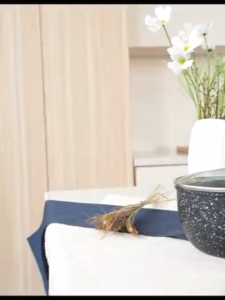 (จัดส่งจากกรุงเทพ)หม้อต้มด้ามยาว หม้อต้มนม หม้อต้ม หม้อเคลือบ กระทะ ด้ามไม้ non stick ไม่ติดก้นหม้อก้นกระทะ