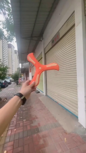 Đồ chơi Trẻ Em Boomerang Vui Nhộn Thể Thao Vận Động Ngoài Trời Với Bé