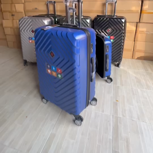 กระเป๋าเดินทาง ล้อลาก 360 สินค้ามีคุณภาพ มี 3 ไซส์ให้เลือก ราคาสุดคุ้ม พร้อมส่งในไทย