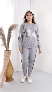 Setelan Baju Olahraga Training Senam Wanita Lengan Panjang Model Korea Kekinian