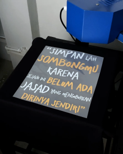 Desain Kaos Keren - Kaos Islami Simpan Sombongmu Bahan Combed 20s Tebal Lembut dan Nyaman Standar Kaos Distro