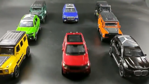 Mô hình ô tô các dòng SUV Pick-up Truck Hatchback mô hình xe 7 chỗ xe bán tải tỉ lệ 1:36 động cơ dây cót