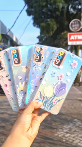 Case Hologram Fashion ( BUNGA ) IPHONE X XS XR 7 PLUS 8 PLUS 11 12 13 14 15 PRO PROMAX Casing Hologram Aurora DUNIA JAYA ACC