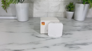 tuya เกตเวย์ Zigbee+Bluetooth สำหรับอุปกรณ์สมาร์ทโฮม ZBGW01