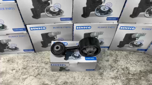 ENGINE MOUNTING DUDUKAN MONTING MESIN RH KANAN TOYOTA CARRY OLD 2.0 2.000 2000CC 20 2000 2000CC ROD 12363-74130 ORIGINAL MERK BENSCO ASLI