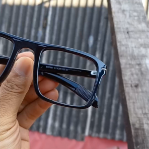 Kacamata Photocromic Pria Full Rim Rectangle Hitam Polos Gaya Distro