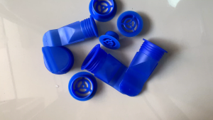 SaunGlin รุ่น PurePlus กันแมลงในท่อน้ำทิ้ง ท่อระบายน้ำในห้องน้ำแบบฝาพลาสติก