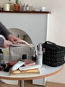 ดูดี กระเป๋าเครื่องสำอาง ความจุขนาดใหญ่ แฮนด์เมด ล้างหน้า แพ็กเกจเก็บของ แบบพกพา ออกไปข้างนอก มือจับ