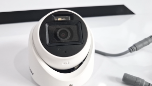 4in1 Hikvision รองรับ 4 ระบบ TVI/AHD/CVI/CVBS กล้องวงจรปิด ความละเอียด 2 MP รุ่น DS-2CE76D0T-LMFS รองรับ 4 ตัว BNC F-TYPE หัว รับประกัน 3 ปี