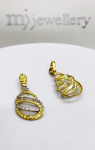 MJ Jewellery 375/9K Gold Pendant B213