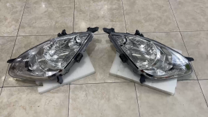 LAMPU DEPAN HEAD LAMP HEADLAMP LAMPU UTAMA TOYOTA INNOVA INOVA OLD LAMA VVTI 2004-2011 ORIGINAL DMAC D-MAC D MAC
