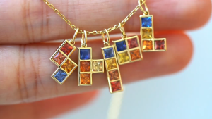 Montagne Jewelry customization 18k Pure Gold necklace Tetris Design Fine Jewellery Natural Colorful Sapphire Pendant Necklace