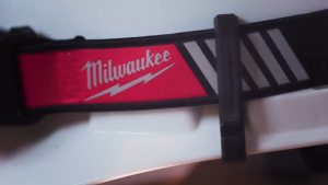 MILWAUKEE ALKALINE LED SPOT FLOOD HEADLAMP 450 LUMEN HL-SF