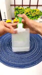 SEAL Botol Refill Tempat Sabun Travel Plastik Fliptop Flip Top Organizer Traveling