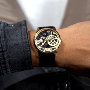 [Promo] Jam Tangan Pria Guess GW0570G1 Skeleton Gold Tone Case Black Leather Original Garansi 2 Tahun [✔COD][100% Authentic]