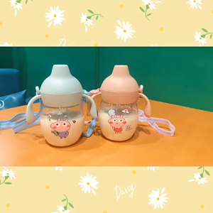 PaPaPigs ขวดน้ำเด็ก แก้วหัดดื่ม แก้วน้ำเด็ก ถ้วยหัดดื่ม กันสำลัก ขวดน้ำ ขวดน้ำเด็ก 250ml