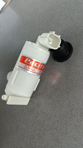 มอเตอร์ฉีดน้ำกระจก  รถดีแม็ก ISUZU D-Max 2500cc 3000cc แบบปลั๊กเหลี่ยม 12V  มอเตอร์ฉีดน้ำฝน ฉีดล้างกระจกหน้ารถ