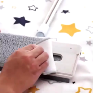 ไม้ถูพื้น4in1 Multi-Purpose Mop ม็อบถูพื้นอเนกประสงค์ ทำความสะอาดครบจบในไม้เดียว เก็บฝุ่น ขนสัตว์เลี้ยง เช็คกระจกกวาดน้ำ