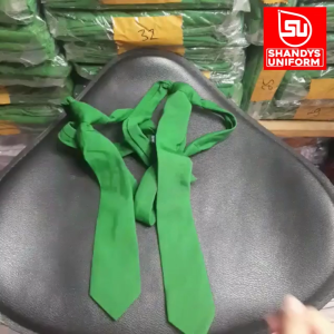 Dasi Hijau Panjang SD SMP Al Azhar: Pilihan Tepat Untuk Anak