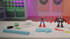 Play-Doh Marvel Spider-Man Launch & Slice Battle Playset with 2 Bendy Action Figures and 7 Accessories Imagination Toys for Boys & Girls 4 Years & Up