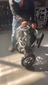 วีลแชร์ไฟฟ้า รถเข็นไฟฟ้า รถเข็นผู้ป่วยไฟฟ้า รถเข็น เก้าอี้รถเข็น มีจอยสติ๊ก รถเข็นพับได้ Wheelchair  Wipwup