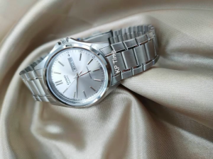 Casio นาฬิกาข้อมือผู้ชาย สายสแตนเลส รุ่น MTP-1239D ของแท้ประกันศูนย์ CMG