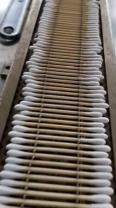 Tăm bông vệ sinh tai mắt cho Chó Mèo có thân cây bằng gỗ (mẫu mới) - Love Pets Shop