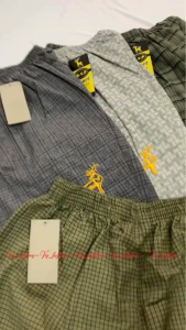 Quần đùi nam mặc nhà ( con hươu)  quần mặc nhà chát kaki không co giản  có 2 túi khóa kéo 2 bên va 1 túi sau nắp dán Adam1995@