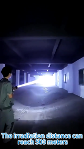 【COD】Senter LED Super Terang 10000 Lumens Jarak Jauh Ringan Tahan Air IPX4 Zoom USB Rechargeable Senter Swat Police Terbaik