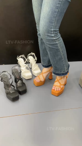 Xăng đan cao gót thời trang ( Gót cao 14cm - Đúp trước cao 35cm )