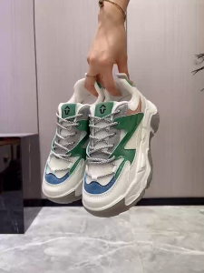 Tuta Haerin Sepatu Wanita Sneaker Sport F2