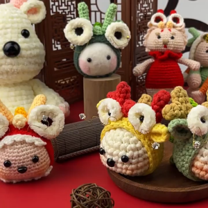 🚚【SG spot】Shenier Doll DIY Cartoon Doll Material Pack Set Can Hang Bag with Handmade Crochet Hook Material Pack