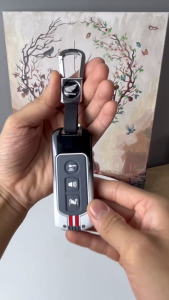 Ốp Chìa Khóa Hợp Kim Đen Trắng Xe Máy Honda Shmode PCX Sh125i Sh300i Chìa 3 Nút